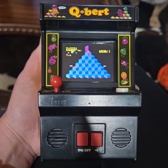 4 Micro Retro Arcade Games - Picture 7 of 16